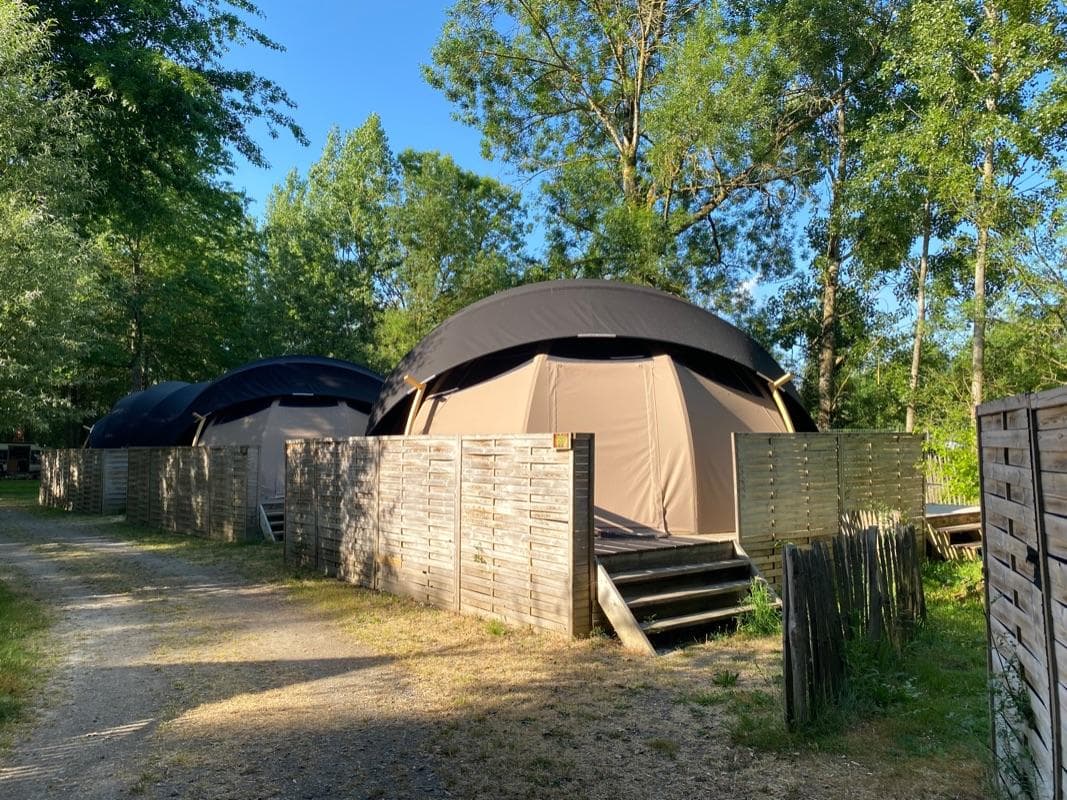Les bulles transparentes au camping Les Rives de Grand Lieu
